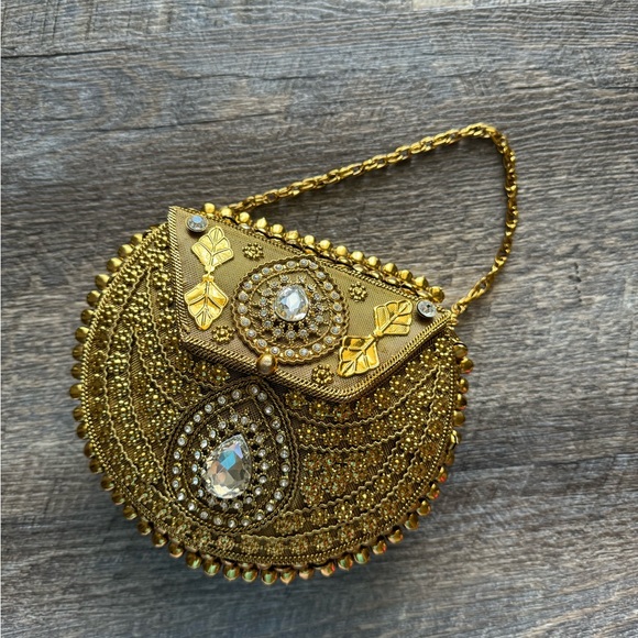 Gold clutch - Picture 1 of 2